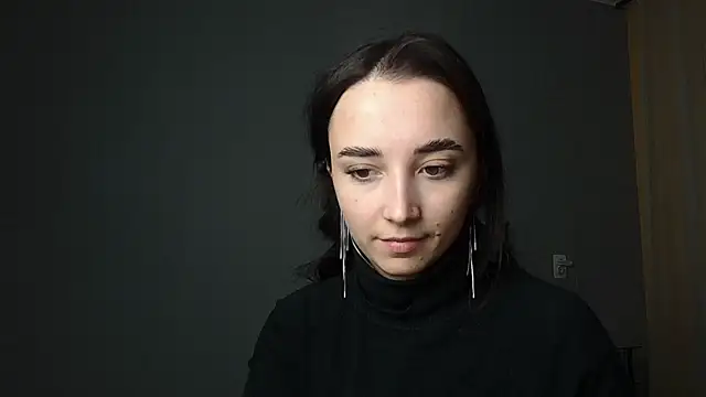 Eva Gloryy online show from February 17, 2025, 11:31 pm