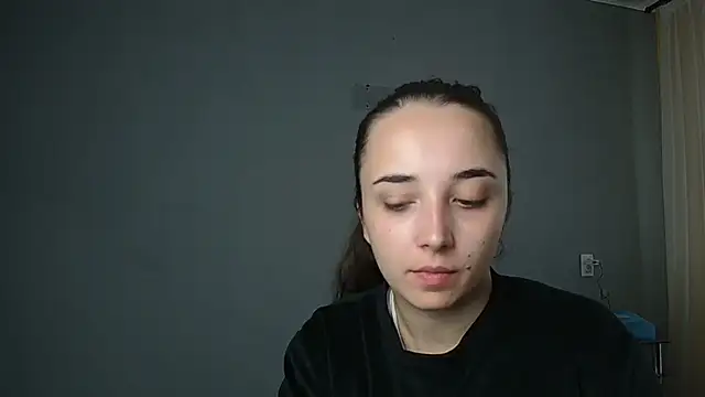 Eva Gloryy online show from September 19, 2025, 10:05 am