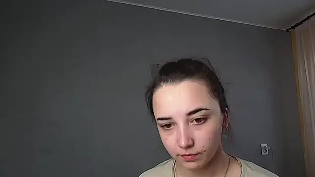 Snapshot of Eva_Gloryy chatting on March 12, 2026, 8:53 am Eva Gloryy online show from March 12, 2026, 8:53 am