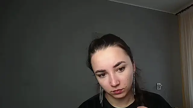 Snapshot of Eva_Gloryy chatting on March 19, 2026, 8:18 am Eva Gloryy online show from March 19, 2026, 8:18 am