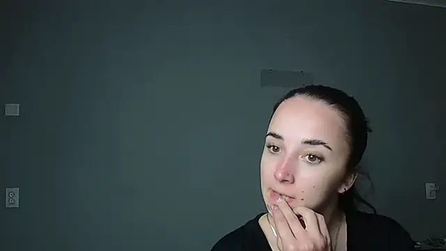 Eva Gloryy online show from May 30, 2026, 10:18 pm