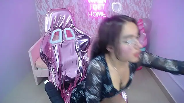 kassandra ch  online show from January 29, 2025, 4:19 pm