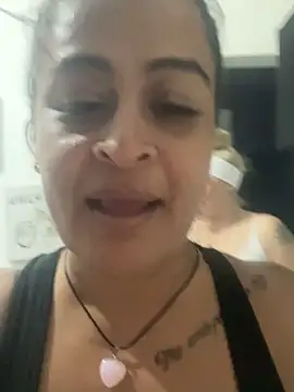 Lili  taylor online show from December 17, 2025, 11:22 pm