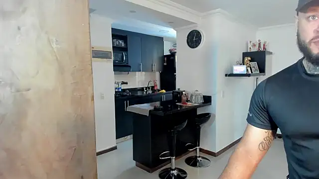 dereckgreen online show from February 13, 2026, 8:05 pm