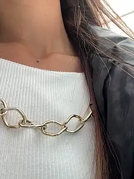 Snapshot of zoe_storm chatting on January 22, 2025, 7:56 pm zoe storm online show from January 22, 2025, 7:56 pm