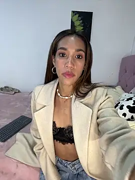 Snapshot of zoe_storm chatting on January 30, 2025, 10:41 pm zoe storm online show from January 30, 2025, 10:41 pm