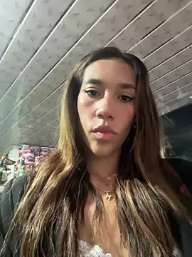 Snapshot of zoe_storm chatting on February 4, 2025, 9:41 pm zoe storm online show from February 4, 2025, 9:41 pm