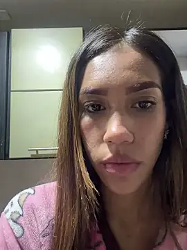 Snapshot of zoe_storm chatting on February 16, 2025, 11:05 pm zoe storm online show from February 16, 2025, 11:05 pm