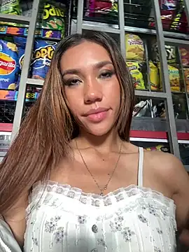 Snapshot of zoe_storm chatting on February 21, 2025, 9:54 pm zoe storm online show from February 21, 2025, 9:54 pm