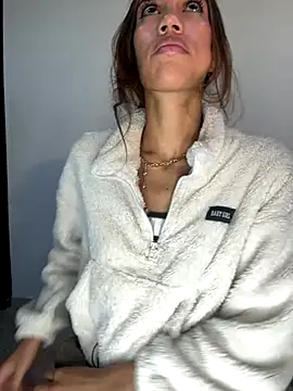 Snapshot of zoe_storm chatting on September 25, 2025, 11:19 pm zoe storm online show from September 25, 2025, 11:19 pm