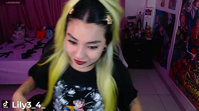 Snapshot of lily3_4 chatting on April 16, 2026, 7:31 am lily3 4 online show from April 16, 2026, 7:31 am