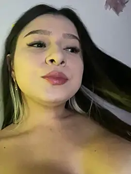 Snapshot of _Amber_Brown chatting on October 22, 2025, 10:31 pm  Amber Brown online show from October 22, 2025, 10:31 pm