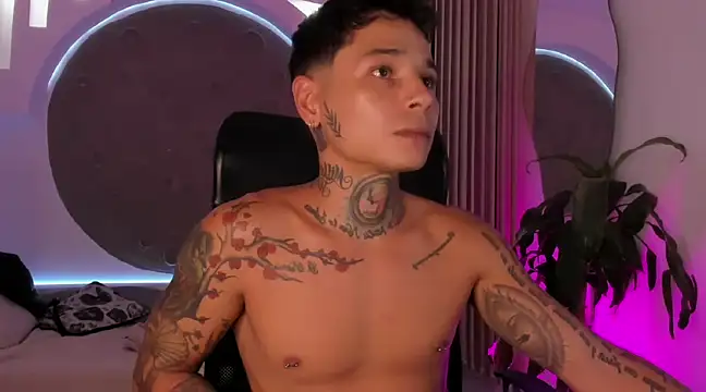 Snapshot of tattokoi chatting on March 13, 2025, 12:59 am tattokoi online show from March 13, 2025, 12:59 am