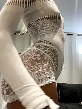 Go Meg online show from December 18, 2025, 2:17 am