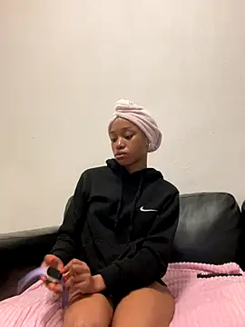 Go Meg online show from December 22, 2025, 1:24 am