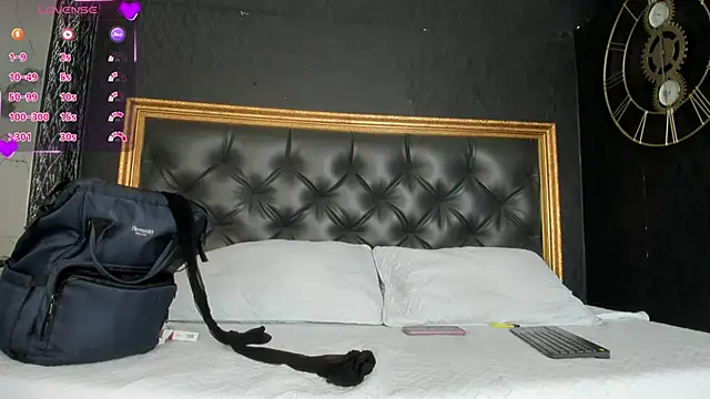 DalayMoore online show from November 22, 2025, 7:35 pm