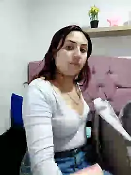 Snapshot of tania_23 chatting on January 29, 2025, 5:56 pm tania 23 online show from January 29, 2025, 5:56 pm