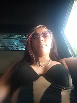 Snapshot of Stephanie69ryanhot chatting on June 20, 2026, 1:36 pm Stephanie69ryanhot online show from June 20, 2026, 1:36 pm