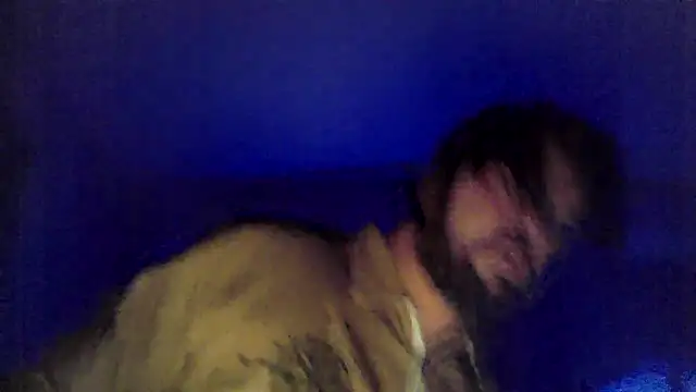 Snapshot of yourcourage1 chatting on April 1, 2026, 9:32 am yourcourage1 online show from April 1, 2026, 9:32 am