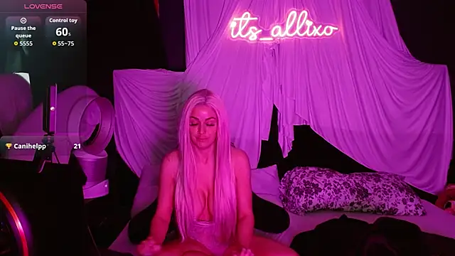 Snapshot of its_allixo chatting on April 13, 2026, 2:22 pm its allixo online show from April 13, 2026, 2:22 pm