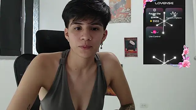 Snapshot of Dha_lia0 chatting on May 17, 2026, 9:00 pm Dha lia0 online show from May 17, 2026, 9:00 pm