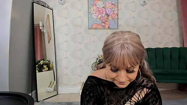 Snapshot of PatriciaSpice chatting on February 1, 2025, 8:18 am PatriciaSpice online show from February 1, 2025, 8:18 am