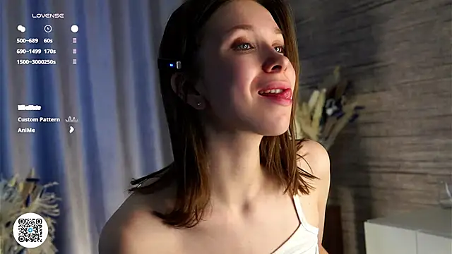 HildaFerrett online show from March 9, 2025, 3:11 am