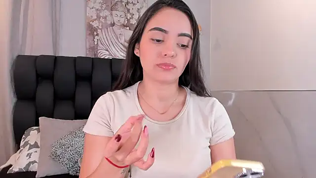 Snapshot of miss_hellen2 chatting on March 19, 2026, 7:45 am miss hellen2 online show from March 19, 2026, 7:45 am