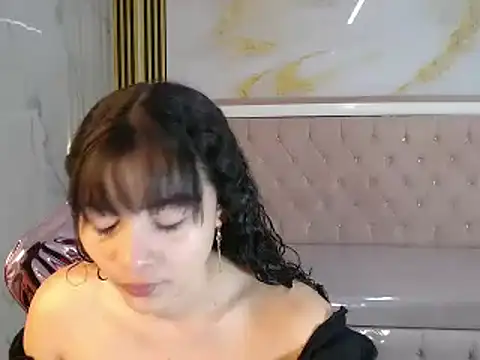 shalon diaz s online show from February 14, 2025, 1:08 pm