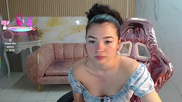 shalon diaz s online show from March 13, 2025, 11:16 pm