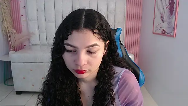 shalon diaz s online show from November 24, 2025, 1:11 pm