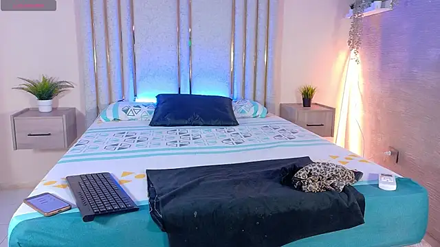 Liincostelloo online show from January 20, 2025, 7:35 pm
