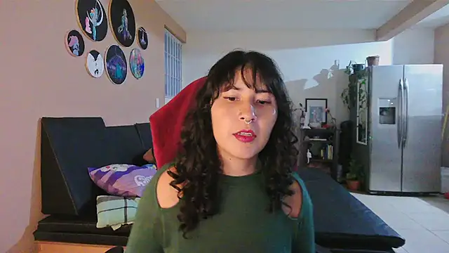 GinnyDelice online show from October 1, 2025, 12:27 am