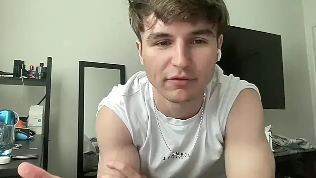 ryan 28747 online show from April 22, 2026, 9:27 pm