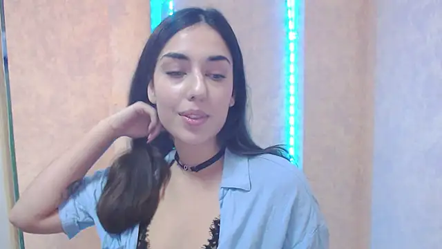 Lovelllyy online show from January 23, 2025, 10:22 am