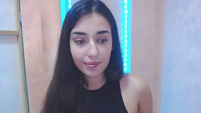 Lovelllyy online show from January 24, 2025, 1:25 pm