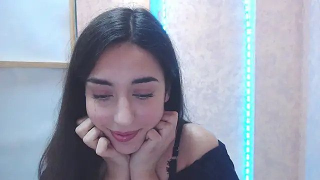 Lovelllyy online show from February 22, 2025, 10:29 am