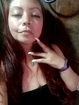 queencarlota82 online show from February 2, 2025, 8:30 pm