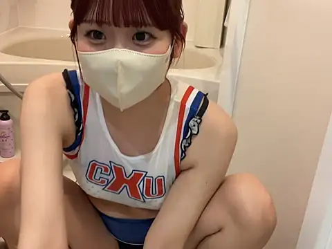Snapshot of shina_mo_n_ch chatting on May 7, 2026, 2:11 pm shina mo n ch online show from May 7, 2026, 2:11 pm
