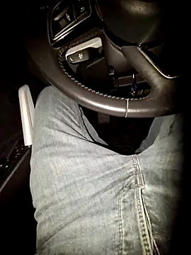 Nzino1983 online show from March 17, 2026, 5:49 pm