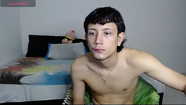 cute mathew online show from March 6, 2025, 9:09 pm
