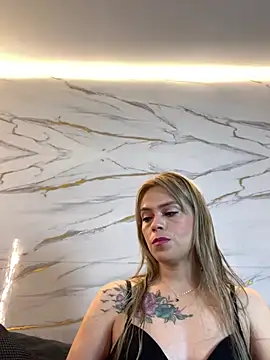 RayaCarr  online show from July 23, 2026, 1:09 pm