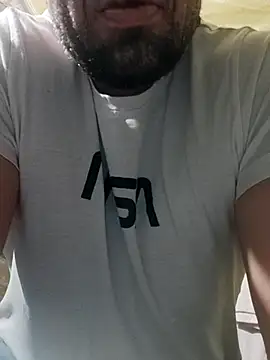 Kamiluszek online show from September 13, 2025, 3:17 am