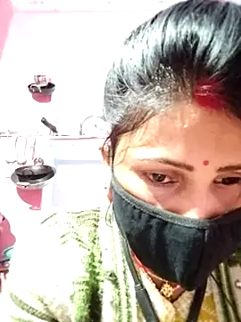 Snapshot of Bhavya_Bhan chatting on February 1, 2025, 3:39 pm Bhavya Bhan online show from February 1, 2025, 3:39 pm