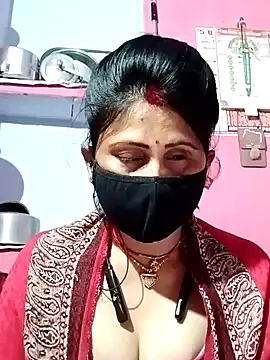 Snapshot of Bhavya_Bhan chatting on February 1, 2025, 6:40 pm Bhavya Bhan online show from February 1, 2025, 6:40 pm