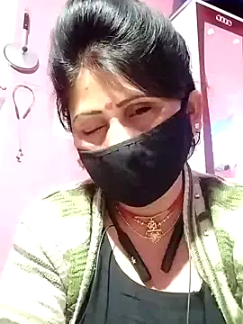 Snapshot of Bhavya_Bhan chatting on February 6, 2025, 12:33 am Bhavya Bhan online show from February 6, 2025, 12:33 am