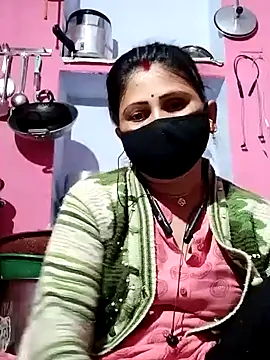 Snapshot of Bhavya_Bhan chatting on February 9, 2025, 2:06 am Bhavya Bhan online show from February 9, 2025, 2:06 am