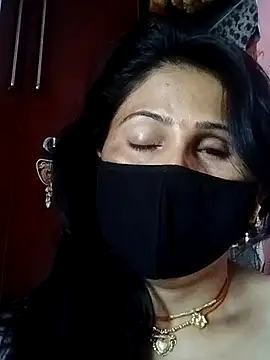 Snapshot of Bhavya_Bhan chatting on February 28, 2025, 5:48 pm Bhavya Bhan online show from February 28, 2025, 5:48 pm