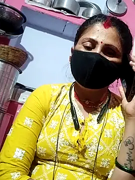 Snapshot of Bhavya_Bhan chatting on March 1, 2025, 5:38 pm Bhavya Bhan online show from March 1, 2025, 5:38 pm