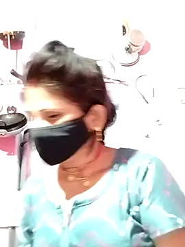 Snapshot of Bhavya_Bhan chatting on March 7, 2025, 9:38 pm Bhavya Bhan online show from March 7, 2025, 9:38 pm